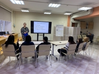 В молодёжном пространстве «Сопки» поселка Умба состоялся увлекательный интеллект-ринг на тему «Подросток и закон»