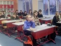 Вчера в МБОУ "ООШ№ 3" г. Ковдор прошла очень важная и серьёзная встреча на тему «Наркотики — это не про тебя!»